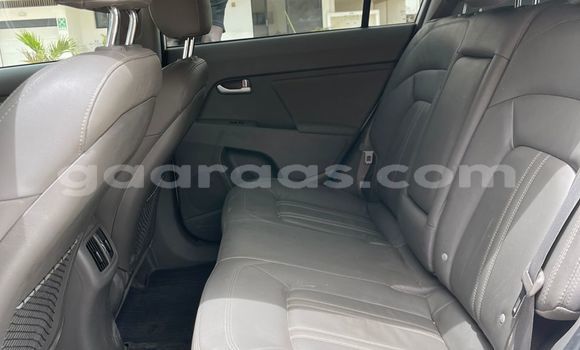 Acheter Occasion Voiture Kia Sportage Blanc à Dakar, Dakar Acheter Occasion Voiture Kia Sportage Blanc à Dakar, Dakar