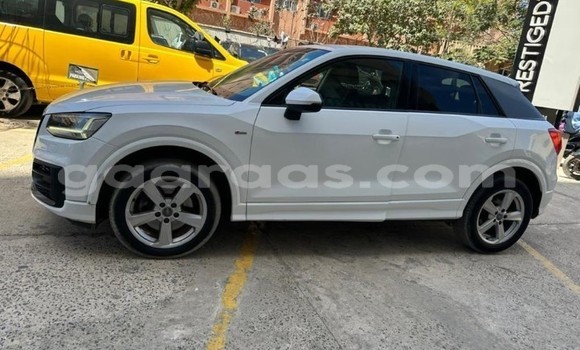 Dieundeu Occasion Audi Q2 White Auto in Dakar in Dakar Dieundeu Occasion Audi Q2 White Auto in Dakar in Dakar