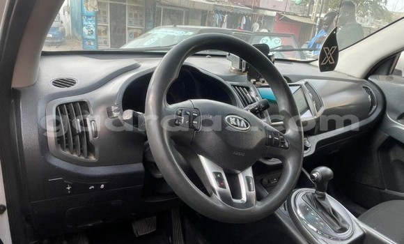 Dieundeu Occasion Kia Sportage White Auto in Dakar in Dakar Dieundeu Occasion Kia Sportage White Auto in Dakar in Dakar