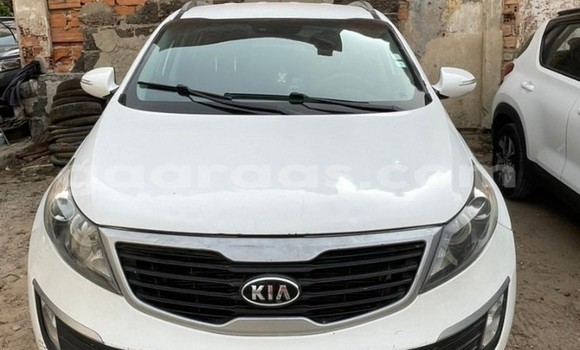 Dieundeu Occasion Kia Sportage White Auto in Dakar in Dakar Dieundeu Occasion Kia Sportage White Auto in Dakar in Dakar