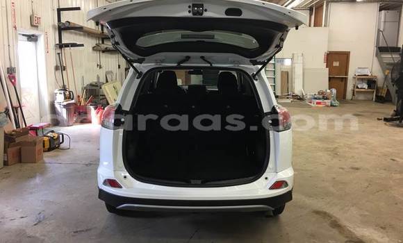 Acheter Occasion Voiture Toyota RAV4 Vert à Dakar, Dakar Acheter Occasion Voiture Toyota RAV4 Vert à Dakar, Dakar