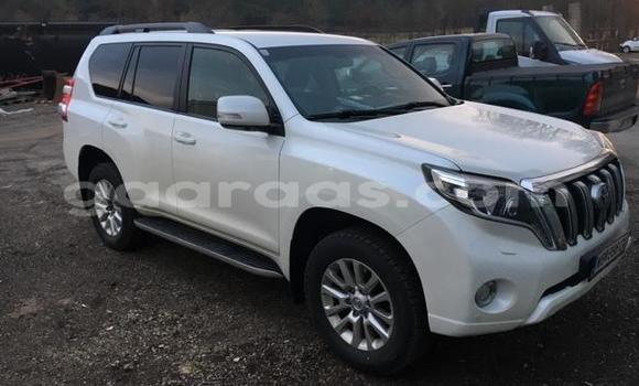 Buy Used Toyota Land Cruiser Green Car in Dakar in Dakar Buy Used Toyota Land Cruiser Green Car in Dakar in Dakar