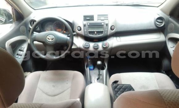 Dieundeu Occasion Toyota RAV4 Black Auto in Dakar in Dakar Dieundeu Occasion Toyota RAV4 Black Auto in Dakar in Dakar