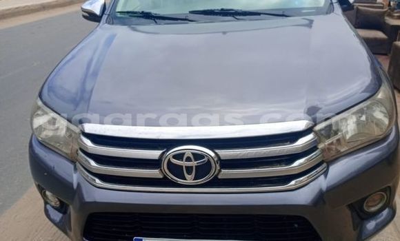 Dieundeu Occasion Toyota Hiluxe Revo Silver Auto in Dakar in Dakar Dieundeu Occasion Toyota Hiluxe Revo Silver Auto in Dakar in Dakar