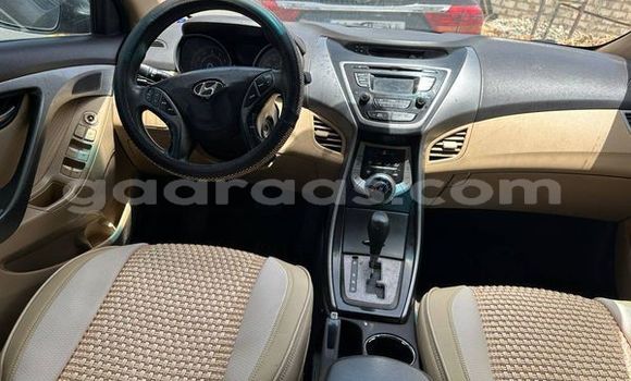 Dieundeu Occasion Hyundai Elantra Silver Auto in Dakar in Dakar Dieundeu Occasion Hyundai Elantra Silver Auto in Dakar in Dakar