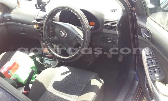 Dieundeu Occasion Toyota Avensis Blue Auto in Dakar in Dakar Dieundeu Occasion Toyota Avensis Blue Auto in Dakar in Dakar