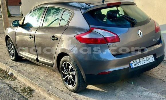 Dieundeu Occasion Renault Megane Silver Auto in Dakar in Dakar Dieundeu Occasion Renault Megane Silver Auto in Dakar in Dakar