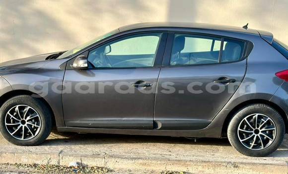 Dieundeu Occasion Renault Megane Silver Auto in Dakar in Dakar Dieundeu Occasion Renault Megane Silver Auto in Dakar in Dakar