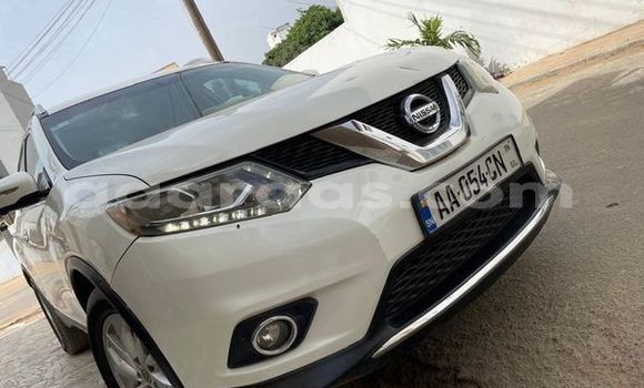 Acheter Occasion Voiture Nissan Rogue Blanc à Dakar, Dakar Acheter Occasion Voiture Nissan Rogue Blanc à Dakar, Dakar