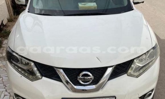 Dieundeu Occasion Nissan Rogue White Auto in Dakar in Dakar Dieundeu Occasion Nissan Rogue White Auto in Dakar in Dakar