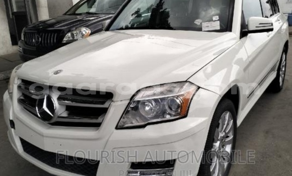 Buy Used Mercedes‒Benz GLK–Class Red Car in Kaolack in Kaolack Buy Used Mercedes‒Benz GLK–Class Red Car in Kaolack in Kaolack