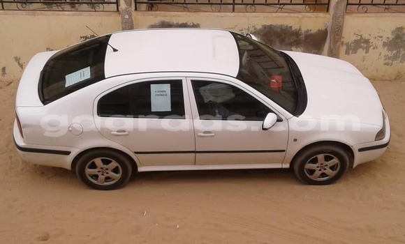 Dieundeu Occasion Skoda Octavia White Auto in Dakar in Dakar Dieundeu Occasion Skoda Octavia White Auto in Dakar in Dakar