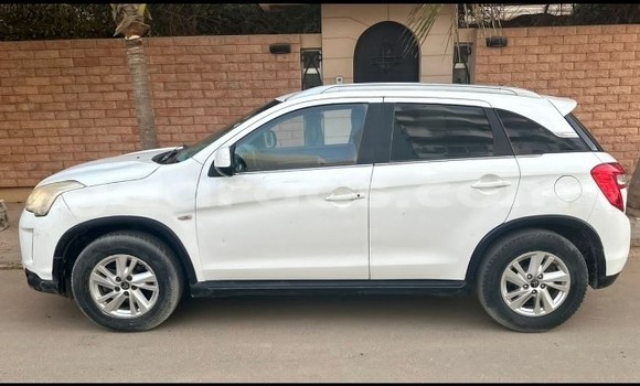 Acheter Occasion Voiture Citroen C4 Aircross Blanc à Dakar, Dakar Acheter Occasion Voiture Citroen C4 Aircross Blanc à Dakar, Dakar