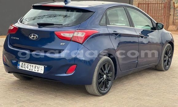 Buy Used Hyundai Elantra Blue Car in Dakar in Dakar Buy Used Hyundai Elantra Blue Car in Dakar in Dakar