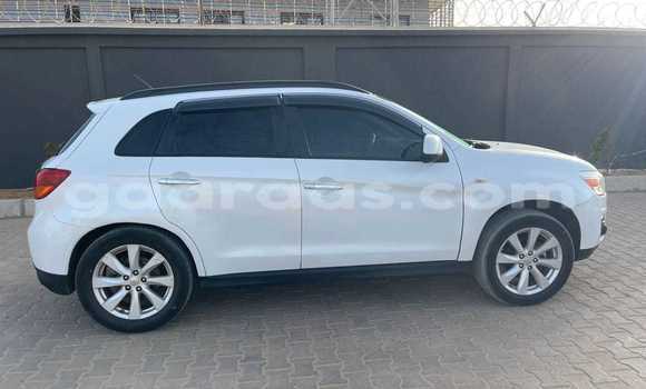 Buy Used Mitsubishi RVR White Car in Dakar in Dakar Buy Used Mitsubishi RVR White Car in Dakar in Dakar
