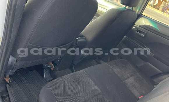 Buy Used Mitsubishi RVR White Car in Dakar in Dakar Buy Used Mitsubishi RVR White Car in Dakar in Dakar