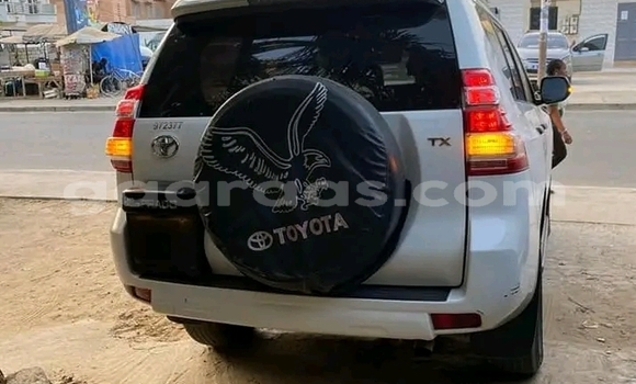 Acheter Occasion Voiture Toyota Prado Blanc à Dakar, Dakar