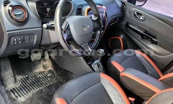 Acheter Occasion Voiture Renault Wind Rouge à Dakar, Dakar Acheter Occasion Voiture Renault Wind Rouge à Dakar, Dakar