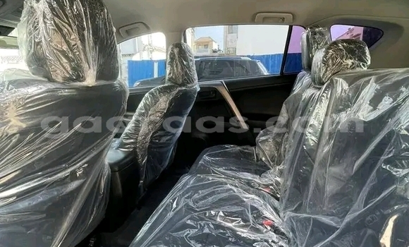 Acheter Occasion Voiture Toyota RAV4 Autre à Dakar, Dakar Acheter Occasion Voiture Toyota RAV4 Autre à Dakar, Dakar