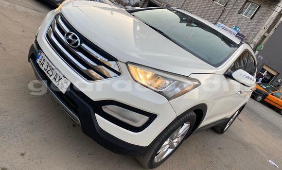 Buy Used Hyundai Santa Fe White Car in Dakar in Dakar Buy Used Hyundai Santa Fe White Car in Dakar in Dakar