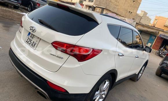 Buy Used Hyundai Santa Fe White Car in Dakar in Dakar Buy Used Hyundai Santa Fe White Car in Dakar in Dakar