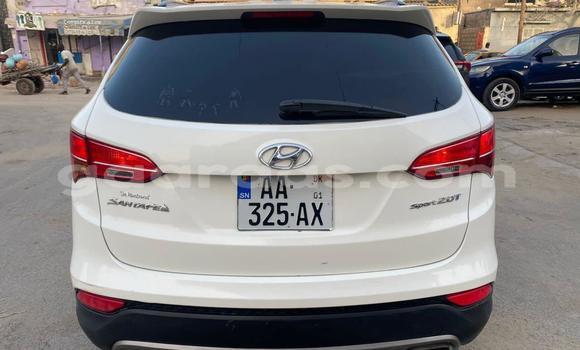 Buy Used Hyundai Santa Fe White Car in Dakar in Dakar Buy Used Hyundai Santa Fe White Car in Dakar in Dakar