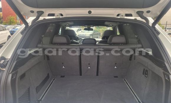 Acheter Occasion Voiture BMW X5 Blanc à Dakar, Dakar Acheter Occasion Voiture BMW X5 Blanc à Dakar, Dakar