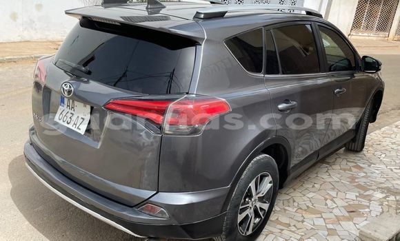 Buy Used Toyota RAV4 Silver Car in Dakar in Dakar Buy Used Toyota RAV4 Silver Car in Dakar in Dakar