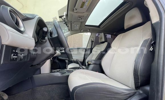 Buy Used Toyota RAV4 Silver Car in Dakar in Dakar Buy Used Toyota RAV4 Silver Car in Dakar in Dakar