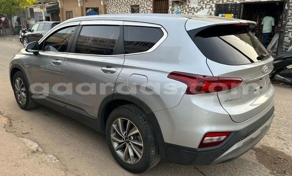 Buy Import Hyundai Santa Fe Silver Car in Dakar in Dakar Buy Import Hyundai Santa Fe Silver Car in Dakar in Dakar