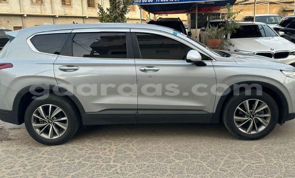 Buy Import Hyundai Santa Fe Silver Car in Dakar in Dakar Buy Import Hyundai Santa Fe Silver Car in Dakar in Dakar