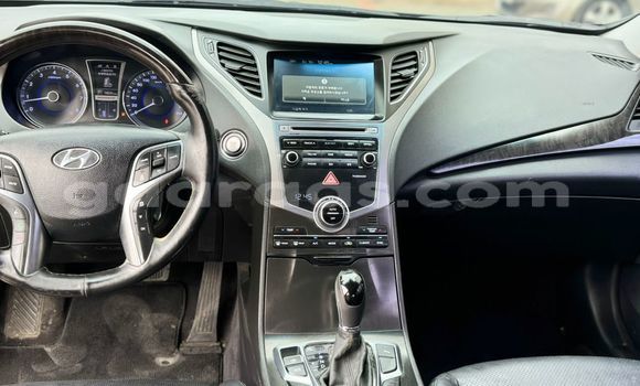 Buy Import Hyundai Grandeur Black Car in Dakar in Dakar Buy Import Hyundai Grandeur Black Car in Dakar in Dakar