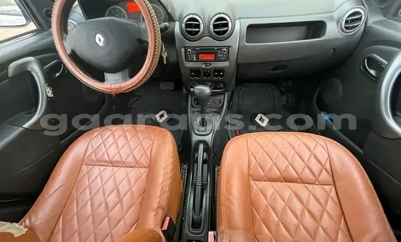 Buy Used Renault Duster White Car in Dakar in Dakar Buy Used Renault Duster White Car in Dakar in Dakar
