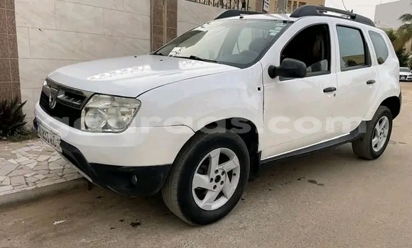 Buy Used Renault Duster White Car in Dakar in Dakar Buy Used Renault Duster White Car in Dakar in Dakar
