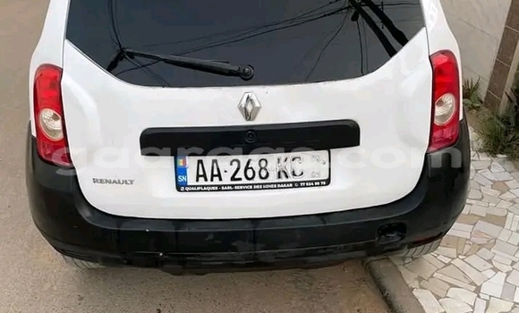 Buy Used Renault Duster White Car in Dakar in Dakar Buy Used Renault Duster White Car in Dakar in Dakar
