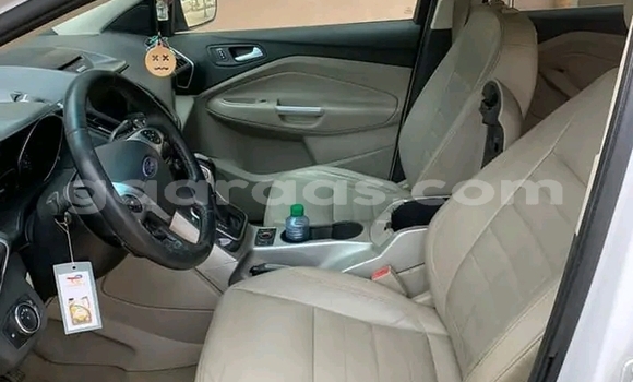 Buy Used Ford Escape White Car in Dakar in Dakar Buy Used Ford Escape White Car in Dakar in Dakar