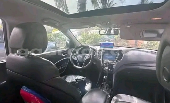 Buy Used Hyundai Santa Fe White Car in Dakar in Dakar Buy Used Hyundai Santa Fe White Car in Dakar in Dakar