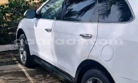Buy Used Hyundai Santa Fe White Car in Dakar in Dakar Buy Used Hyundai Santa Fe White Car in Dakar in Dakar