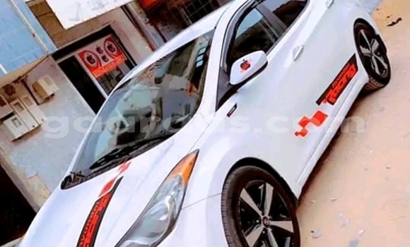 Buy Used Hyundai Elantra White Car in Dakar in Dakar Buy Used Hyundai Elantra White Car in Dakar in Dakar