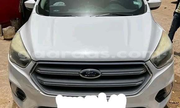 Buy Used Ford Escape White Car in Dakar in Dakar Buy Used Ford Escape White Car in Dakar in Dakar