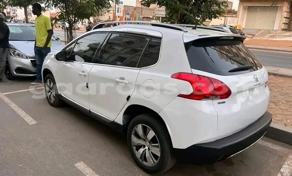 Buy Used Peugeot 208 White Car in Dakar in Dakar Buy Used Peugeot 208 White Car in Dakar in Dakar