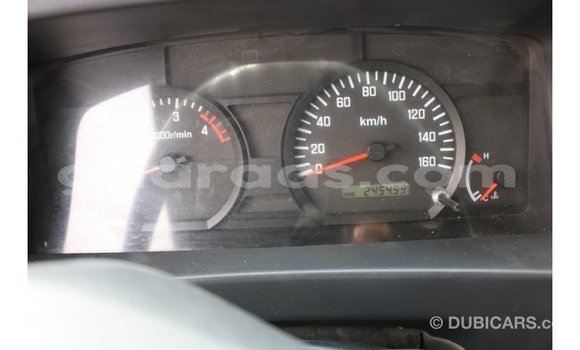 Acheter Import Voiture Isuzu Rodeo Blanc à Import - Dubai, Dakar