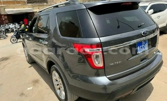 Buy Used Ford Explorer Black Car in Dakar in Dakar Buy Used Ford Explorer Black Car in Dakar in Dakar