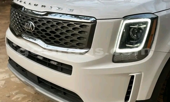 Dieundeu Occasion Kia Towner White Auto in Dakar in Dakar Dieundeu Occasion Kia Towner White Auto in Dakar in Dakar