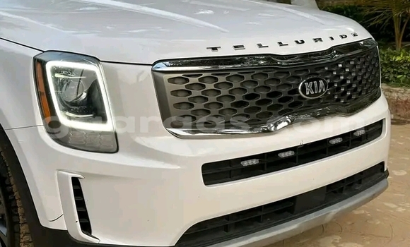Dieundeu Occasion Kia Towner White Auto in Dakar in Dakar Dieundeu Occasion Kia Towner White Auto in Dakar in Dakar