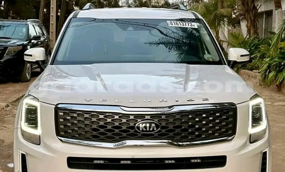 Dieundeu Occasion Kia Towner White Auto in Dakar in Dakar Dieundeu Occasion Kia Towner White Auto in Dakar in Dakar