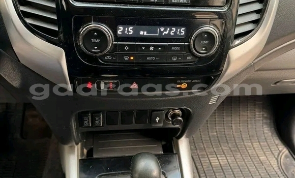 Dieundeu Occasion Mitsubishi L200 Other Auto in Dakar in Dakar Dieundeu Occasion Mitsubishi L200 Other Auto in Dakar in Dakar