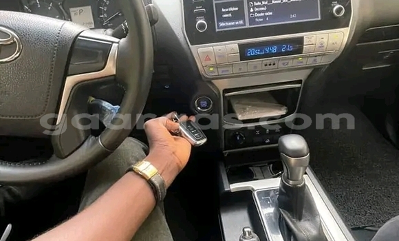 Dieundeu Occasion Toyota Prado Black Auto in Dakar in Dakar Dieundeu Occasion Toyota Prado Black Auto in Dakar in Dakar