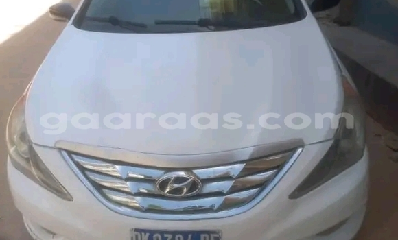 Acheter Occasion Voiture Hyundai Sonata Blanc à Dakar, Dakar Acheter Occasion Voiture Hyundai Sonata Blanc à Dakar, Dakar