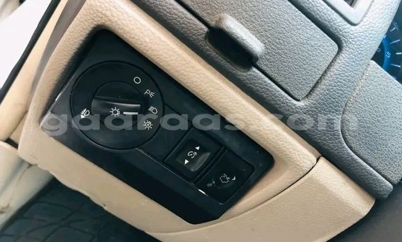 Acheter Occasion Voiture Ford Fusion Blanc à Dakar, Dakar Acheter Occasion Voiture Ford Fusion Blanc à Dakar, Dakar